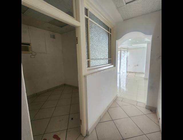 115M² RETAIL TO LET IN MORNINGSIDE